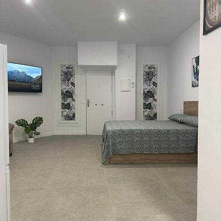 Appartement Fantastico Piso A 5 Minutos De La Estacion De Bus Y Tren A Metros De La Playa à Málaga Extérieur photo